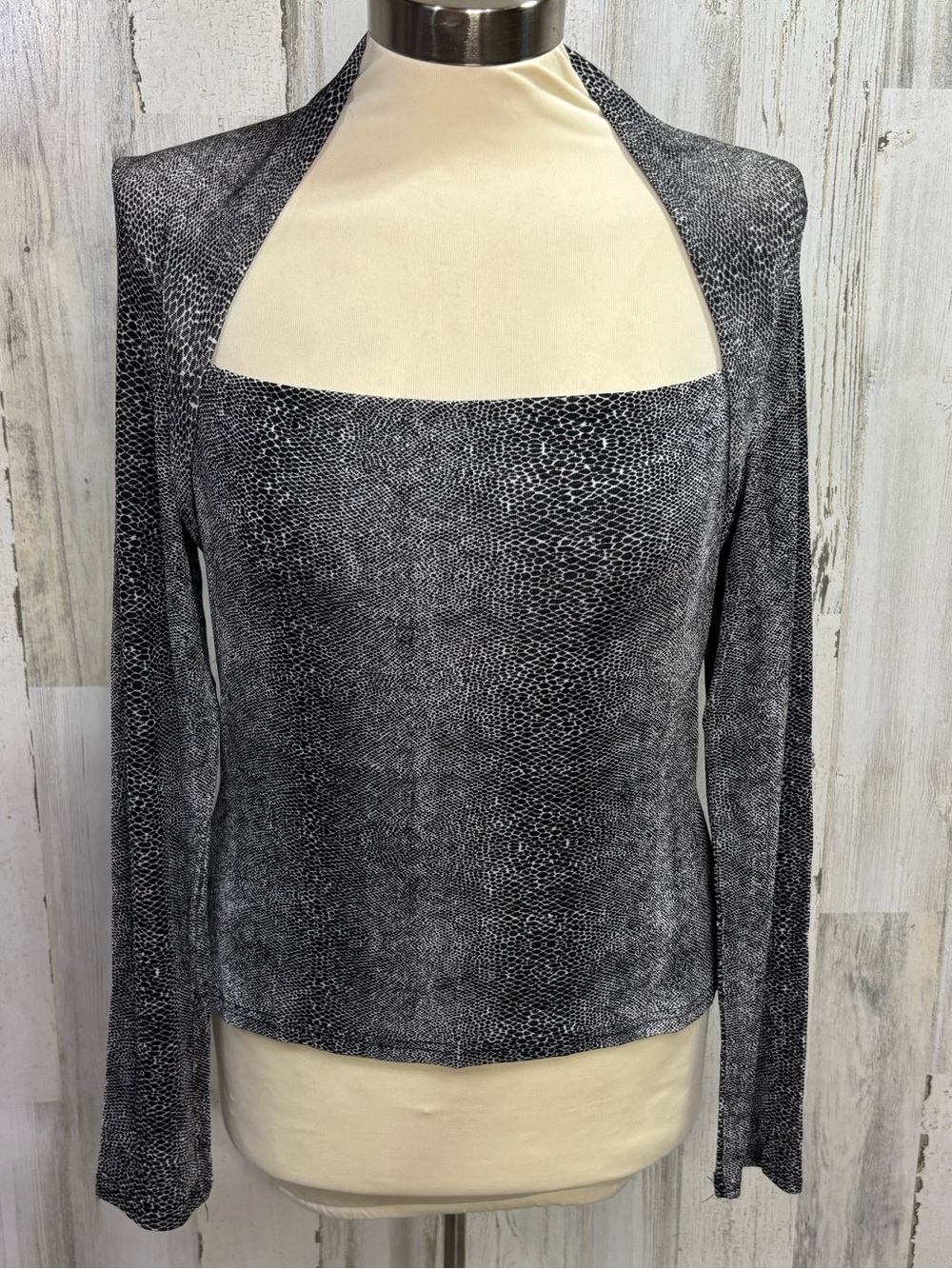 Gantos Vintage Black and White‎ Snakeskin Print Square-Neck Top